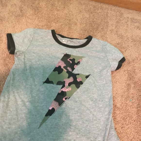 Arizona Jean Company Tops - Girls shirt Arizona Jean Company Tops - Girls shirt
